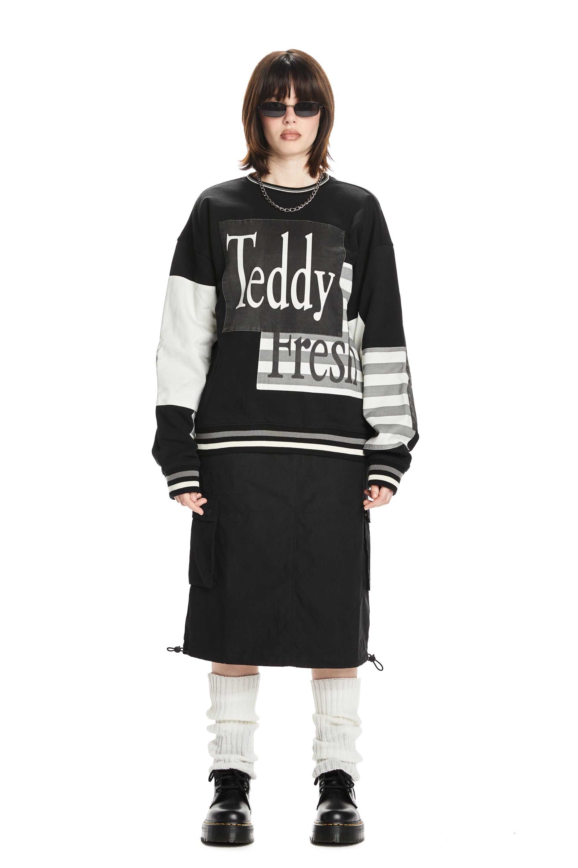 Black Teddy Fresh Box Paneled Crewneck | 1608ARLHQ