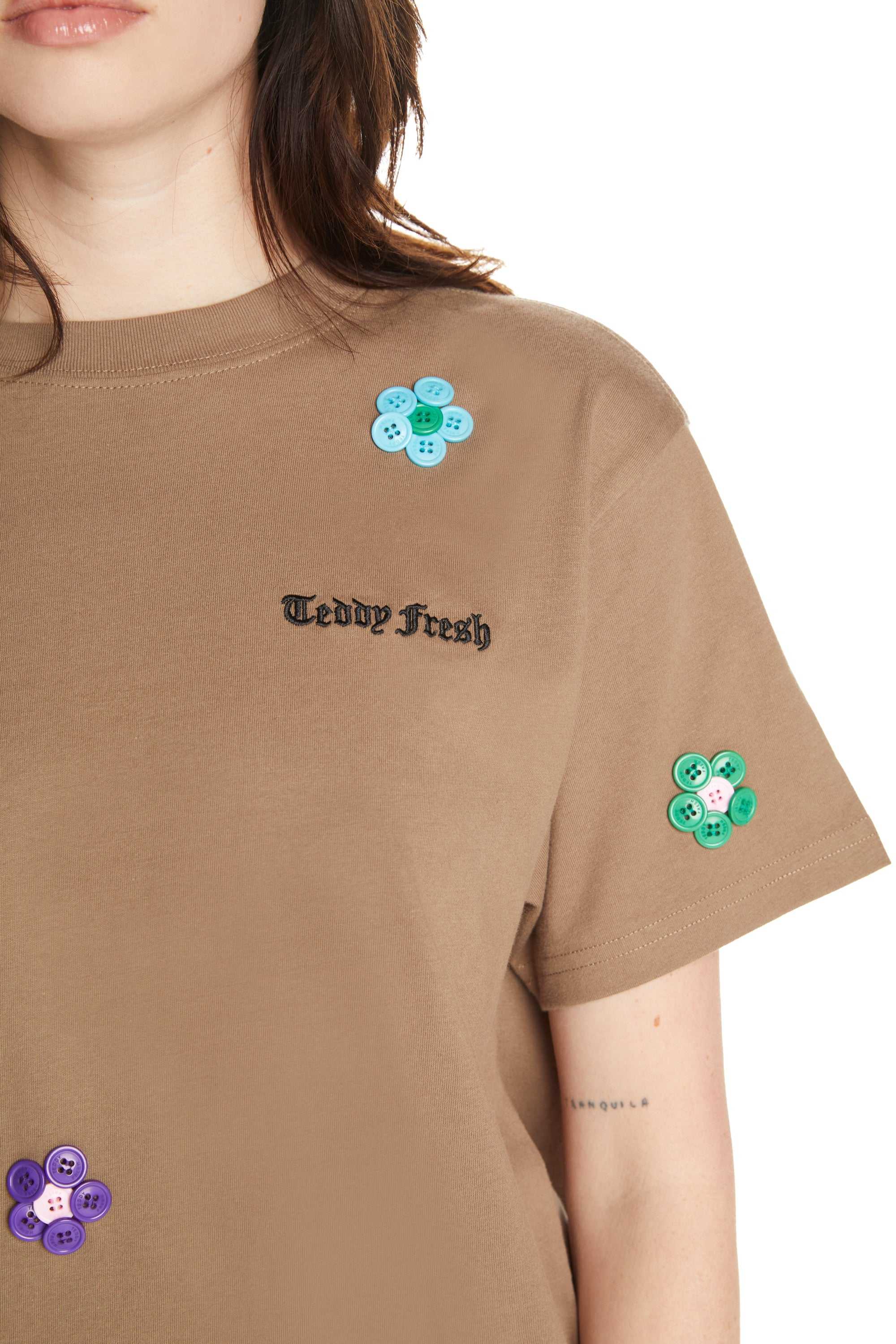 Black Teddy Fresh Button Flowers Tee | 2830SETHD