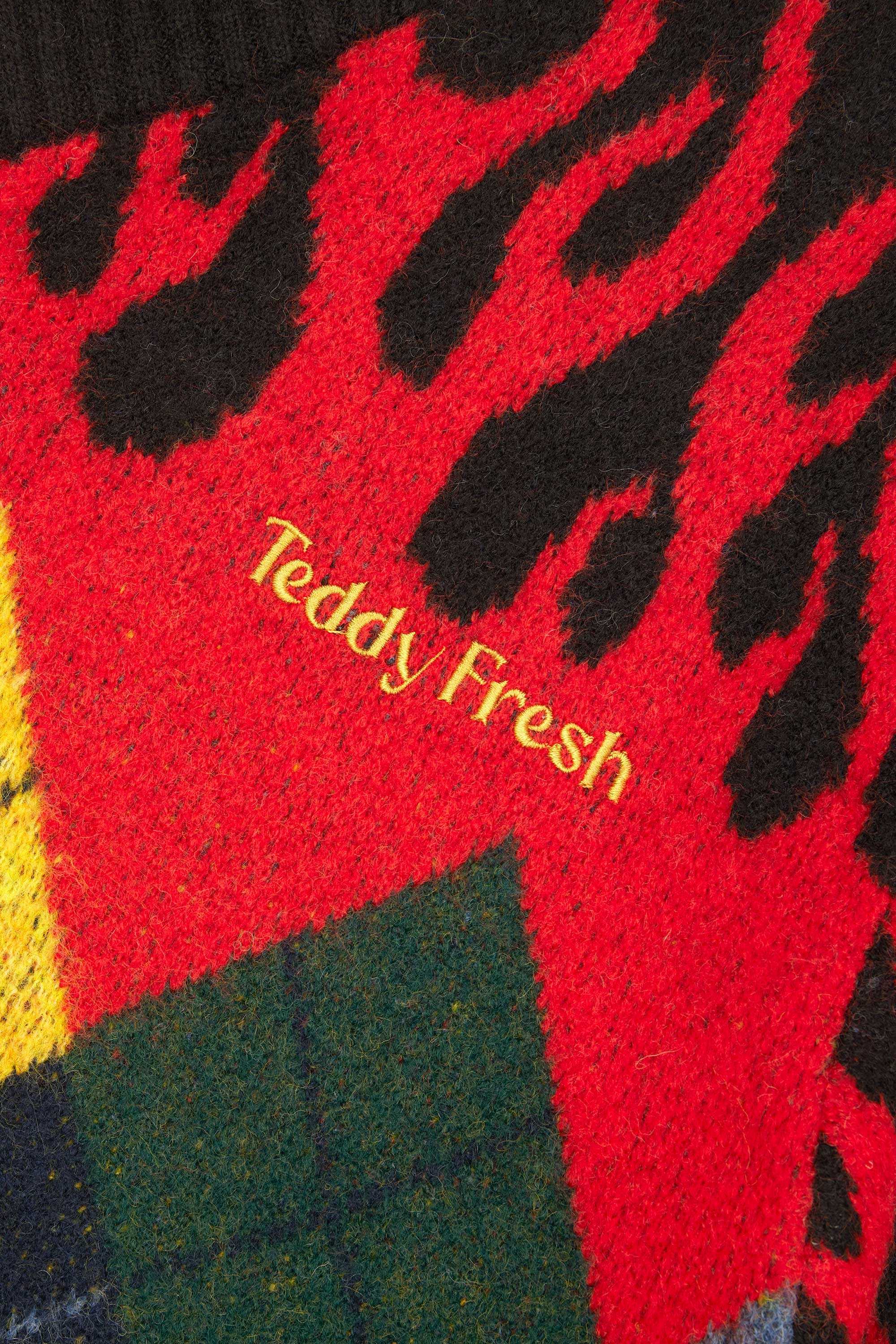 Black Teddy Fresh In Flames Sweater | 0256VSEDG