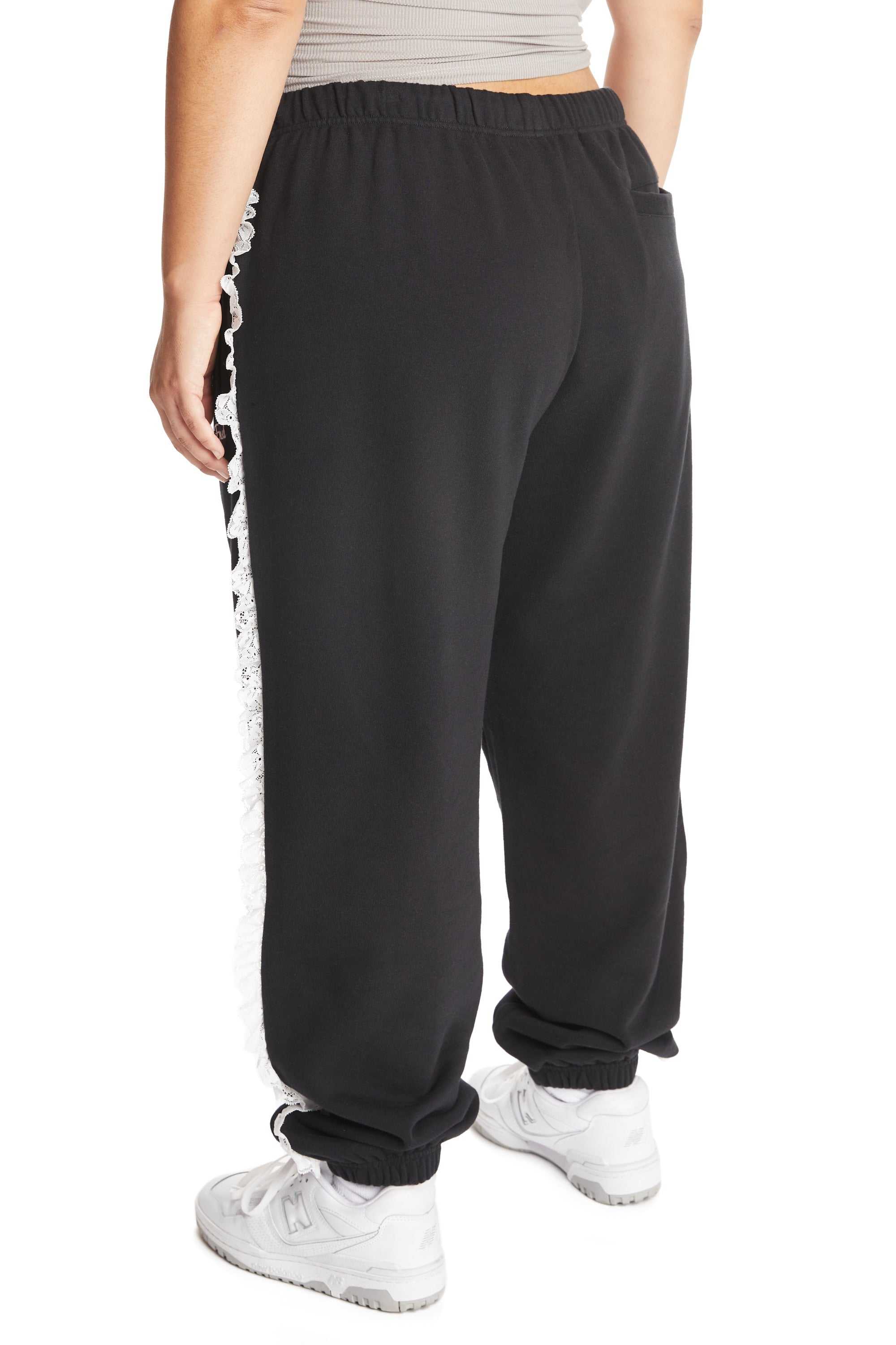 Black Teddy Fresh Lace Trim Sweatpants | 4138LFAKC