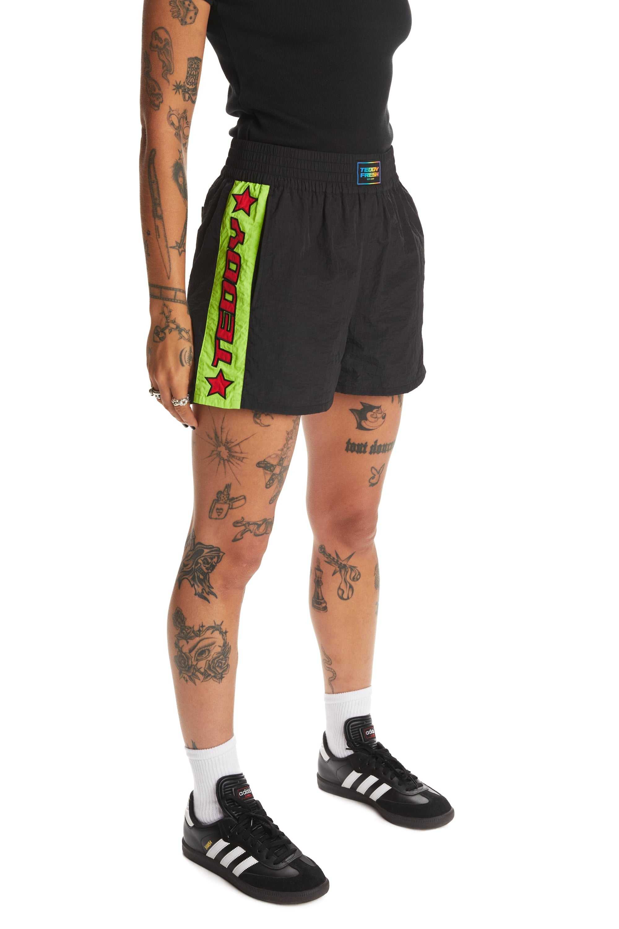 Black Teddy Fresh Surfs Up Shorts | 1930CHDUN