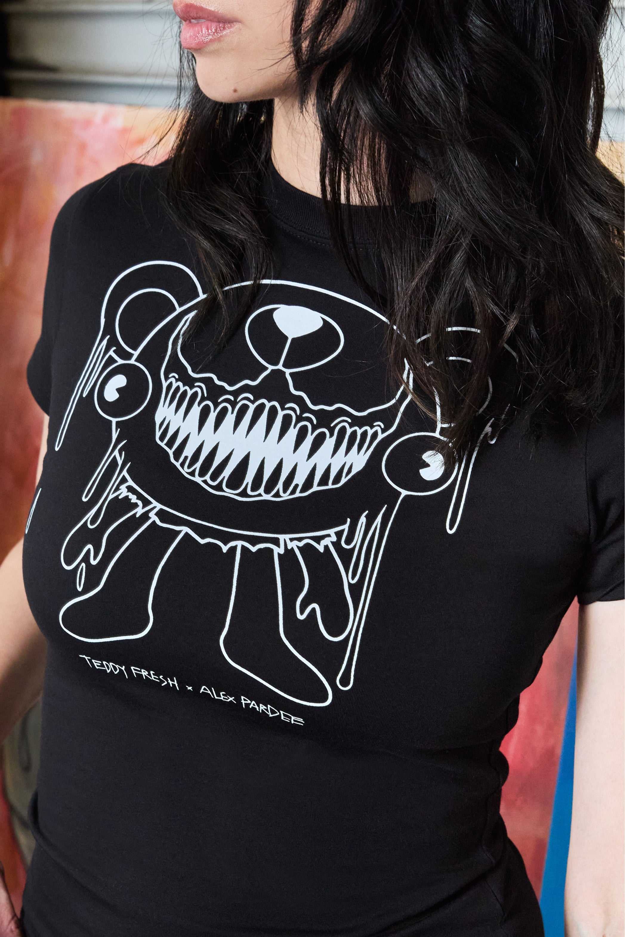 Black Teddy Fresh TF x Alex Pardee Monster Bear Fitted Tee | 5837MCBGD