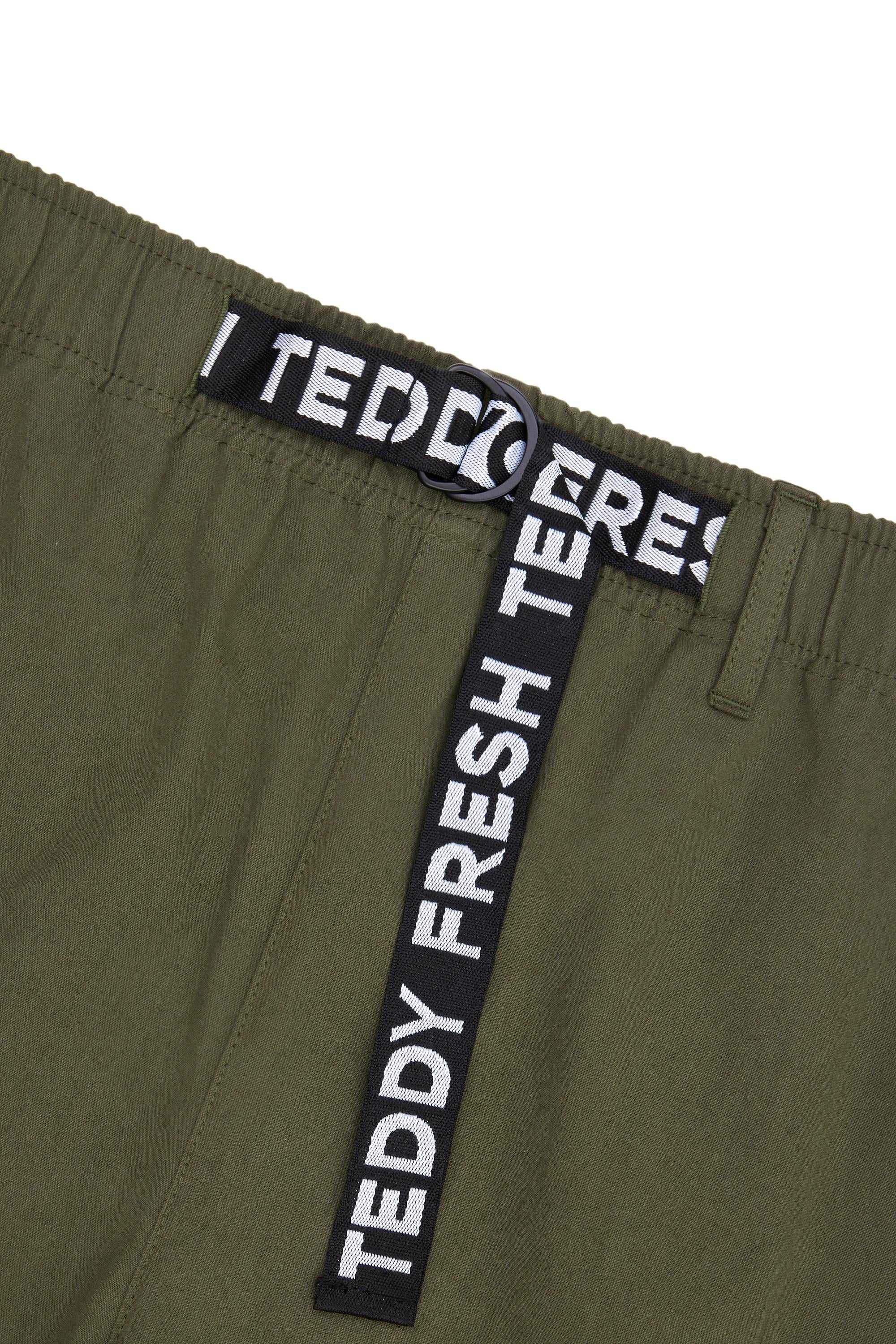 Green Teddy Fresh Webbing Belt Cotton Shorts | 2074BEGZI