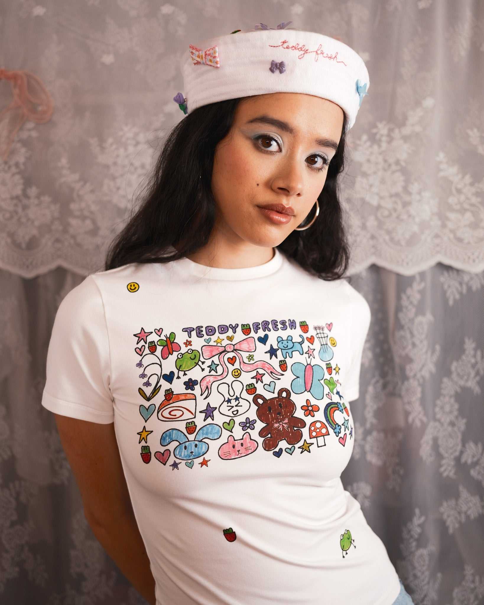 White Teddy Fresh TF x Blo_oberry Fitted Tee | 8392VDWKB